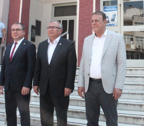 CHP Aydın milletvekilleri mazbatalarını aldı.