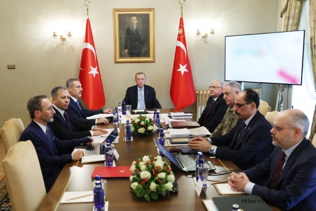 Erdoğan başkanlığında düzenlenen güvenlik toplantısı sona erdi: 'Teröristan' kurulmasına kesinlikle izin vermeyeceğiz