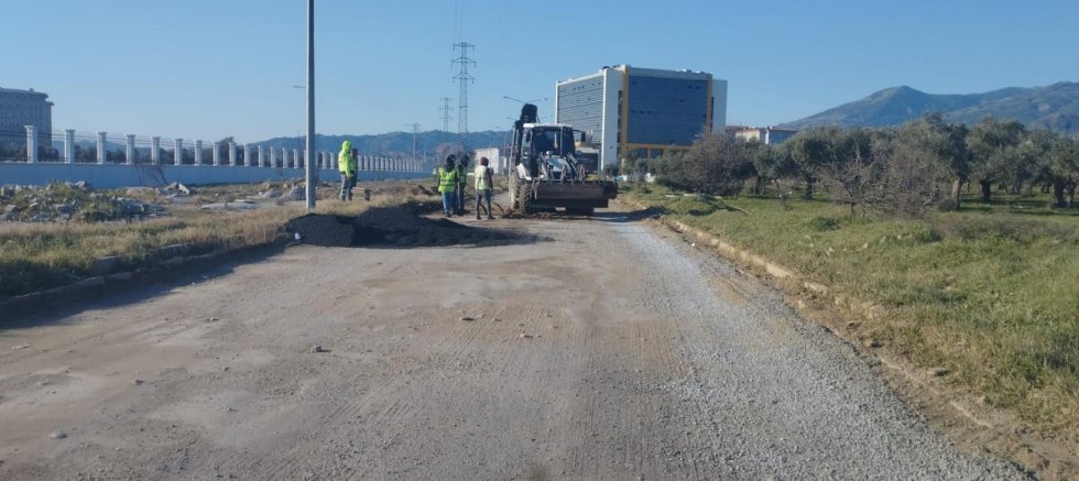 Aydın Büyükşehir Belediyesi’nden Üniversitemize Ulaşım Altyapısı Desteği
