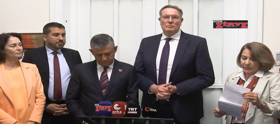 CHP Grup Başkanı Özgür Özel, destek ve dayanışma ziyaretinde bulunan Almanya Sosyal Demokrat Partisi Heyeti'ni kabul etti