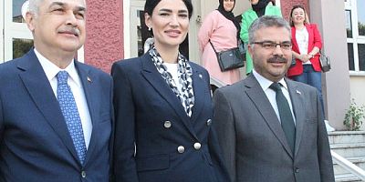 AK PARTİ   Aydın milletvekilleri mazbatalarını aldı.
