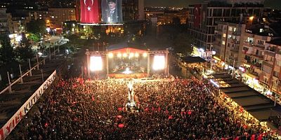 AYDIN BÜYÜKŞEHİR BELEDİYESİ’NDEN MUHTEŞEM 100. YIL KONSERİ