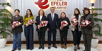 BAŞKAN ANIL YETİŞKİN’DEN KADIN MECLİS ÜYELERİNE ANLAMLI DAVRANIŞ