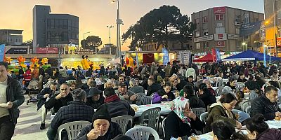 BAŞKAN ÇERÇİOĞLU HER GÜN BİNLERCE VATANDAŞI İFTAR SOFRALARINDA BULUŞTURMAYA DEVAM EDİYOR