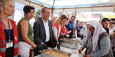 Başkan Yetişkin, Muharrem ayı dolayısıyla düzenlenen aşure hayrında vatandaşlarla buluştu