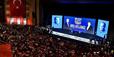 Bu montaj değil, sandığa giderken kimse unutmasın