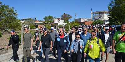 Didim Vegfest’te geleneksel kutsal yol yürüyüşü gerçekleştirildi