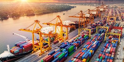 Dış ticaret açığı Mayıs'ta geçen yıla göre yüzde 2.7 arttı