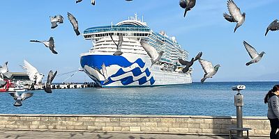 DÜNYANIN EN BÜYÜK YOLCU GEMİLERİNDEN OLAN SUN PRINCESS KUŞADASI'NDA