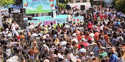 Efeler Belediyesi’nin  Pınarbaşı Mesire Alanı’nda düzenlediği Çocuk Şenliği festivale dönüştü.