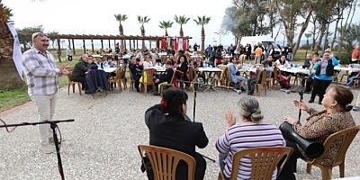 EFES SELÇUK’TA ENGELSİZ YAŞAM İÇİN GÖNÜLLERİ ISITAN BULUŞMA