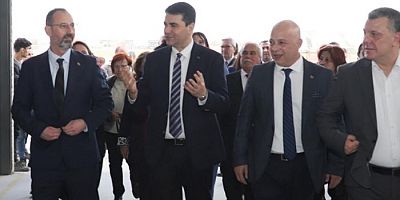 Gültekin Uysal Sentez Cam Fabrikasının Açılışını Gerçekleştirdi