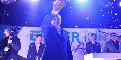 Kadın; yuvadır, annedir, dayanaktır,