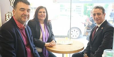 Onlar 5 yıldan 5 yıla vaat eder, bizler de icraat yaparız