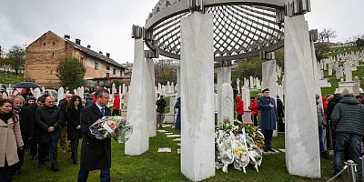 Özgür Özel’den İzzetbegovic’in Anıt Mezarına Ziyaret
