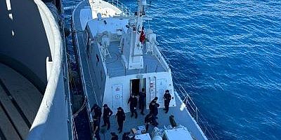 TCG Sarucabey, yardım malzemelerini Hatay’a ulaştırdı