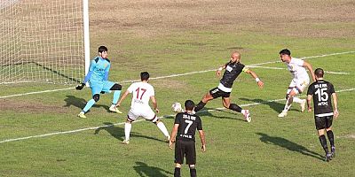 TFF 3. Lig: Efeler 09 SFK: 5 - Niğde Anadolu FK: 1