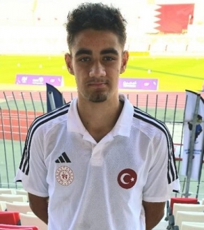 TEK BAŞINA YARIŞTI DÜNYA BEŞİNCİSİ OLDU